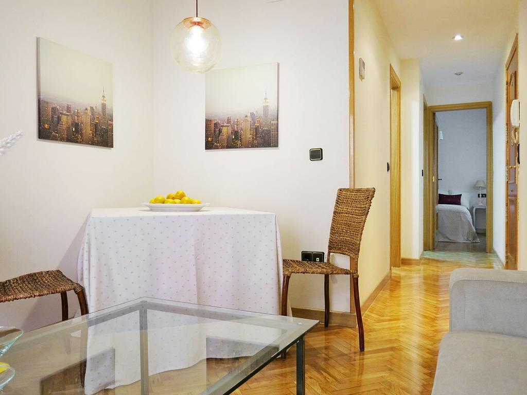 Almaden Apartment Madrid Zimmer foto
